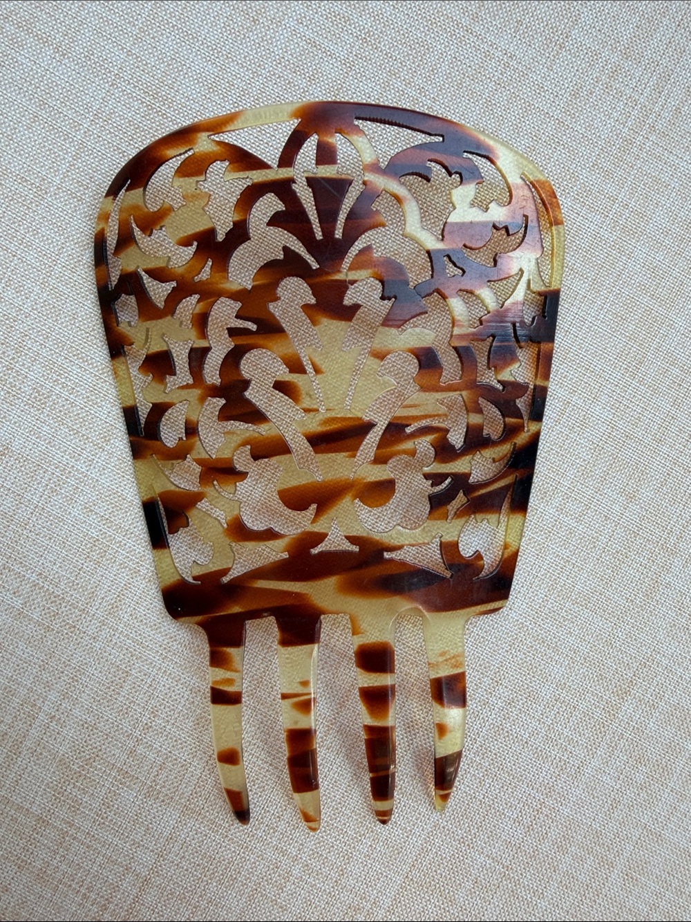 Antique Faux Tortoiseshell Spanish Mantilla Comb